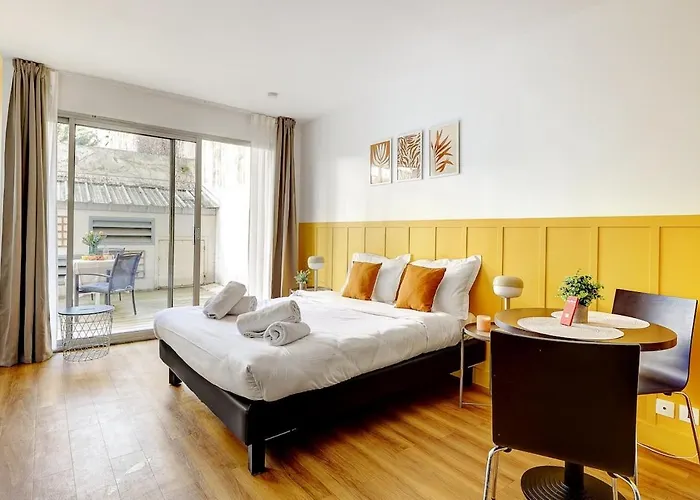 Eiffel Josephine Paříž